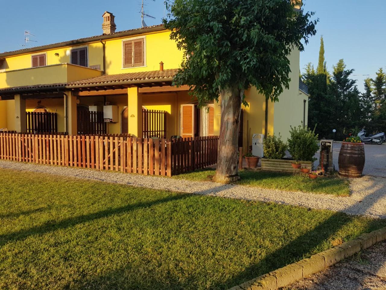 Villa Agriturismo La Dolce Collina à Follonica Extérieur photo